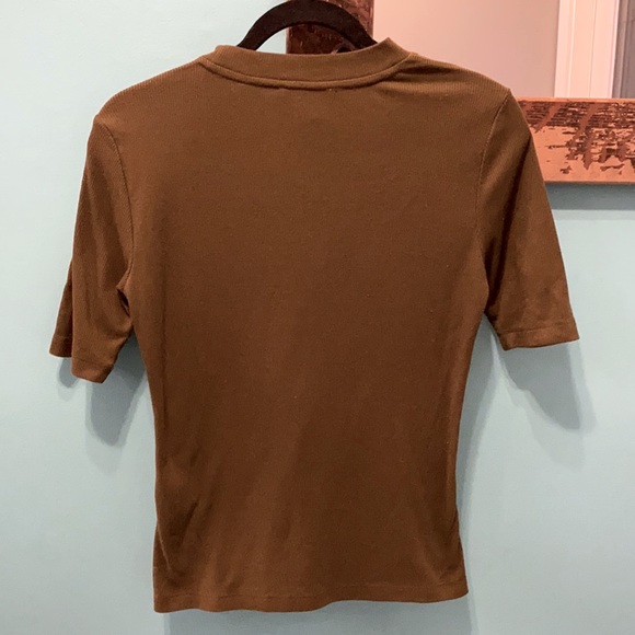 2/$10  Forever 21 Olive Green Tee - Picture 2 of 4